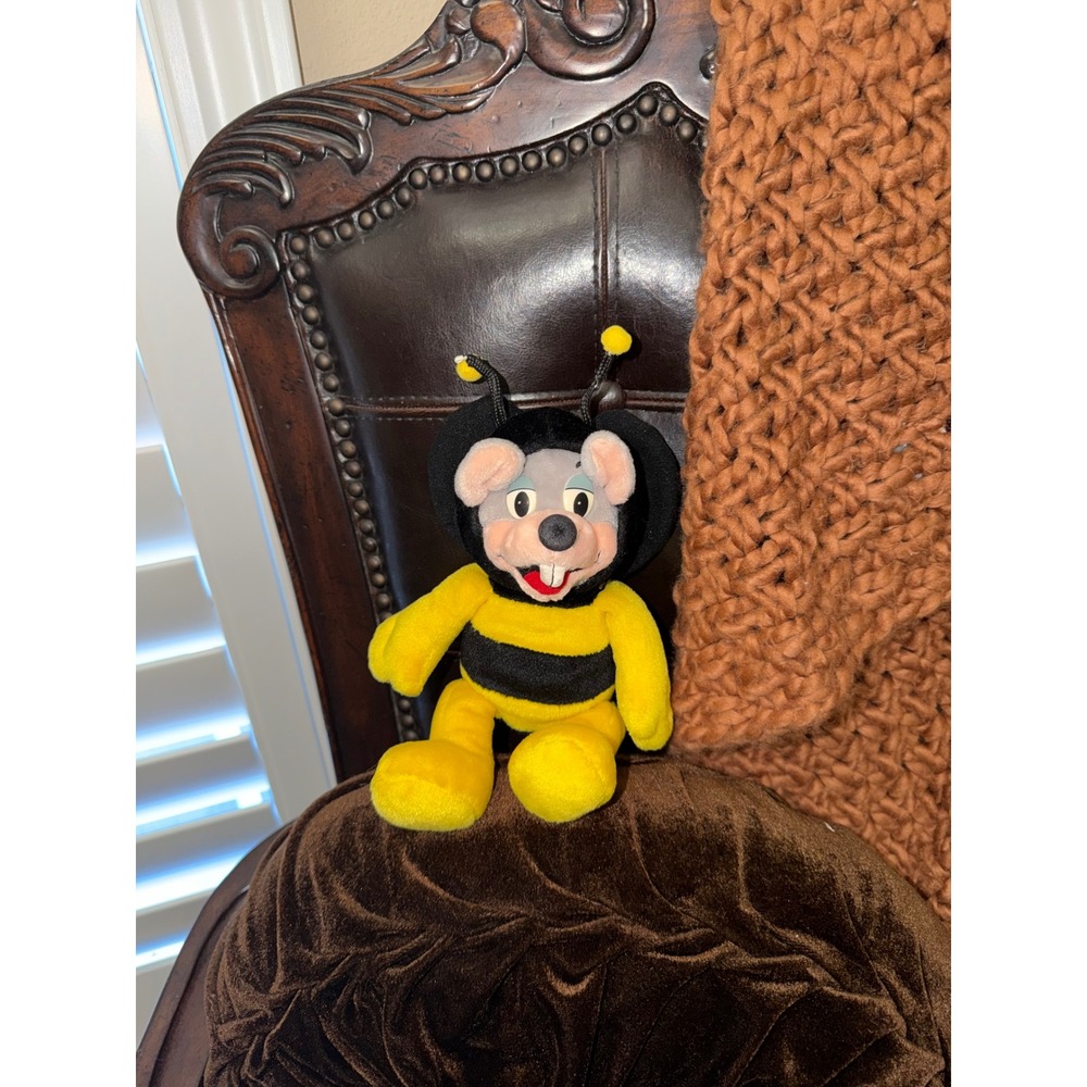 Chuck E. Cheese Bumble Bee Plush 2004 Limited Edition Mouse Mascot Toy 9 Inch